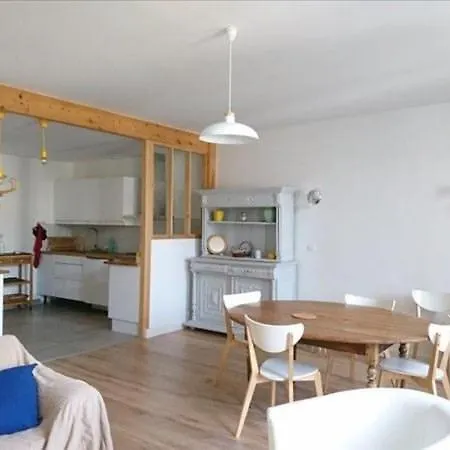 Bel Appartement Tout Equipe A Cote Marche Central - 4 Couchages דירה לה רושל